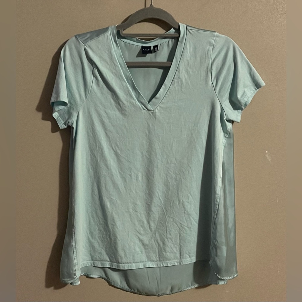 $6💙Bundled Kaari Blue Shirt